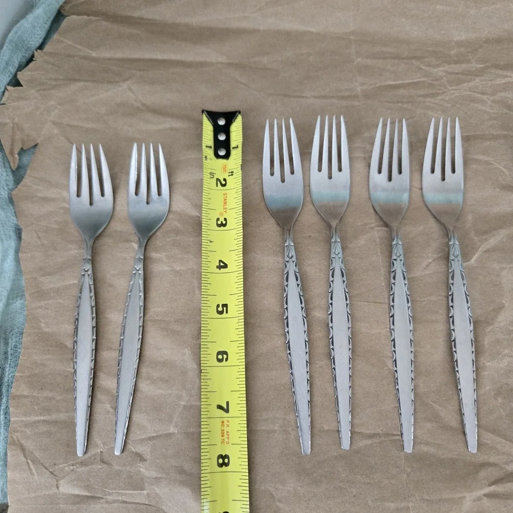 Oneida Community VENETIA Stainless Steel Burnished Finish Flatware 15 Pieces